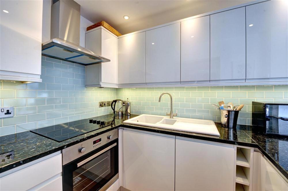 Seahorse Apartment Lyme Regis Ngoại thất bức ảnh